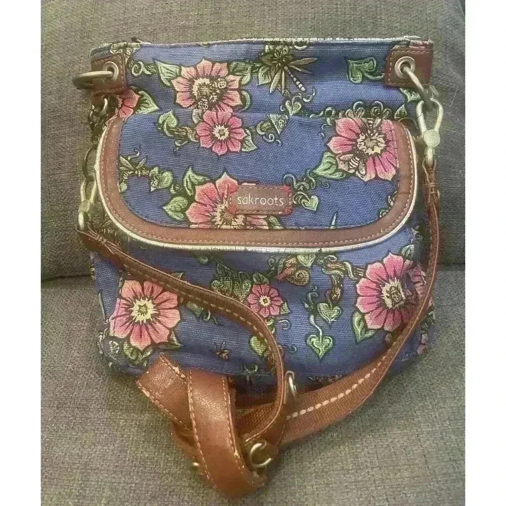 Sakroots True Love Crossbody Purse Floral And Hummingbirds